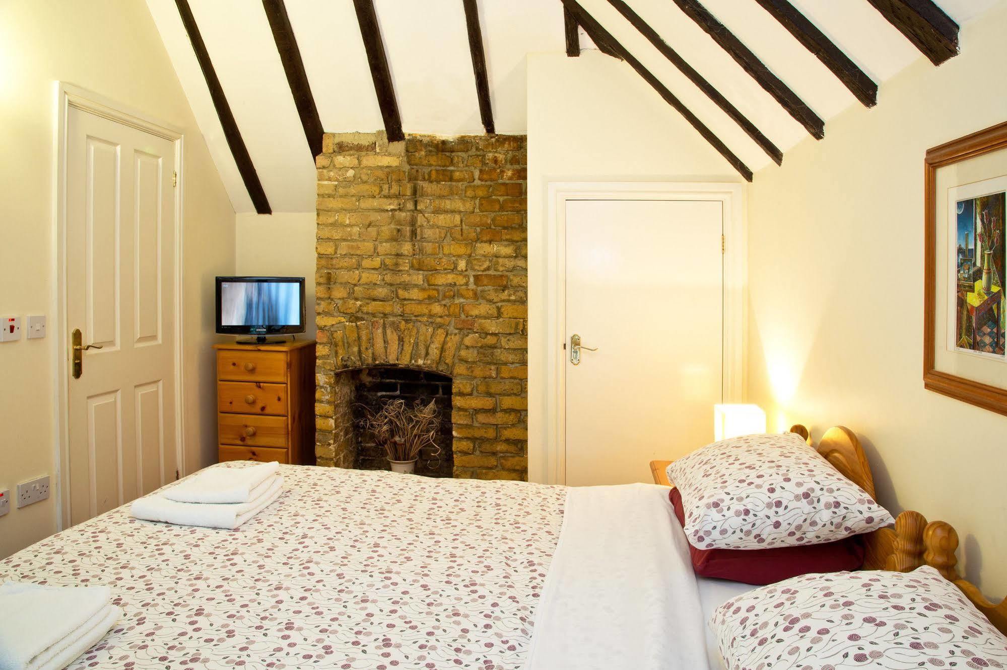 Bed and Breakfast Detling Coachhouse Maidstone Exteriér fotografie